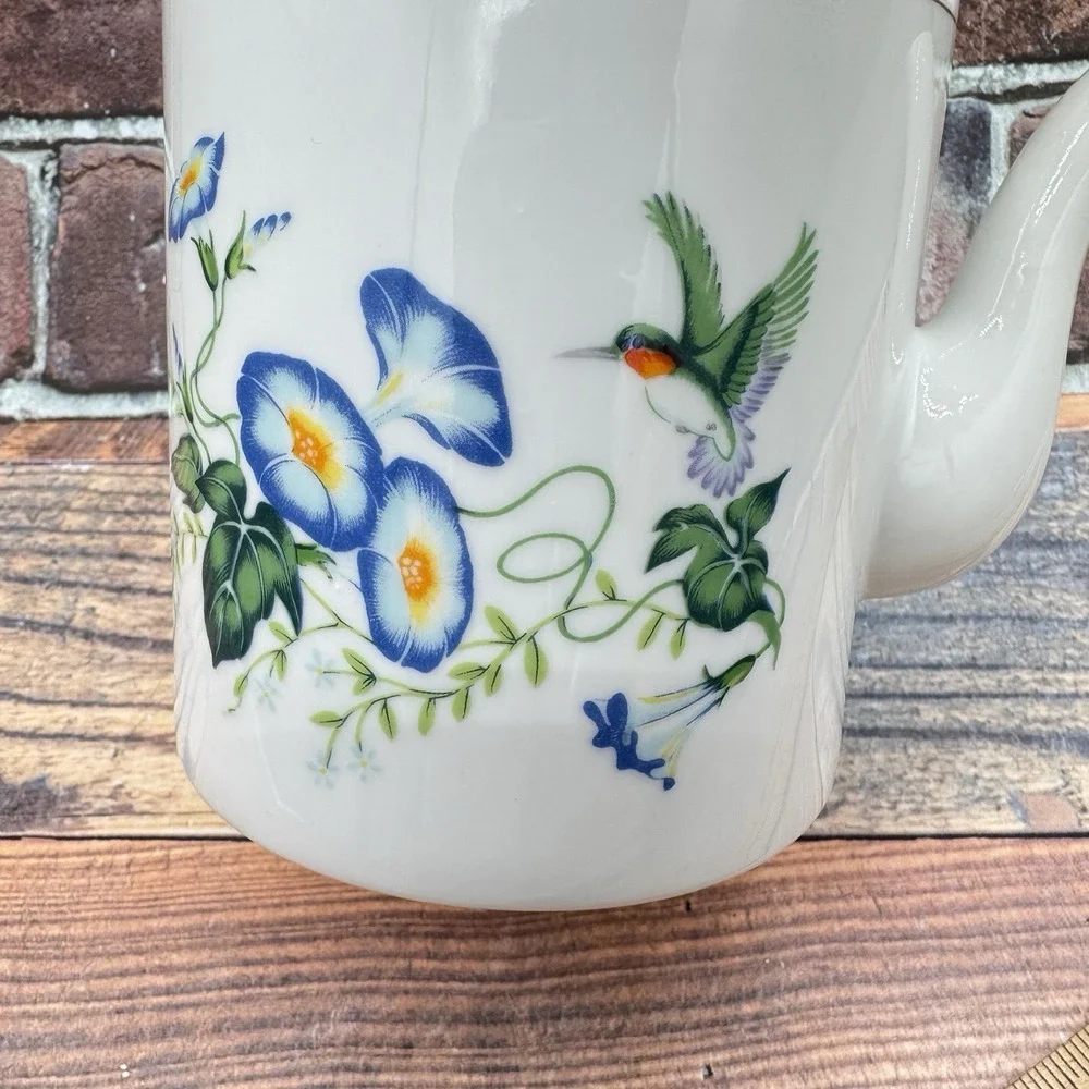 Vintage Tea‎ Pot Japan Morning Glory Hummingbird Bird Bamboo Handle Gold Trim
